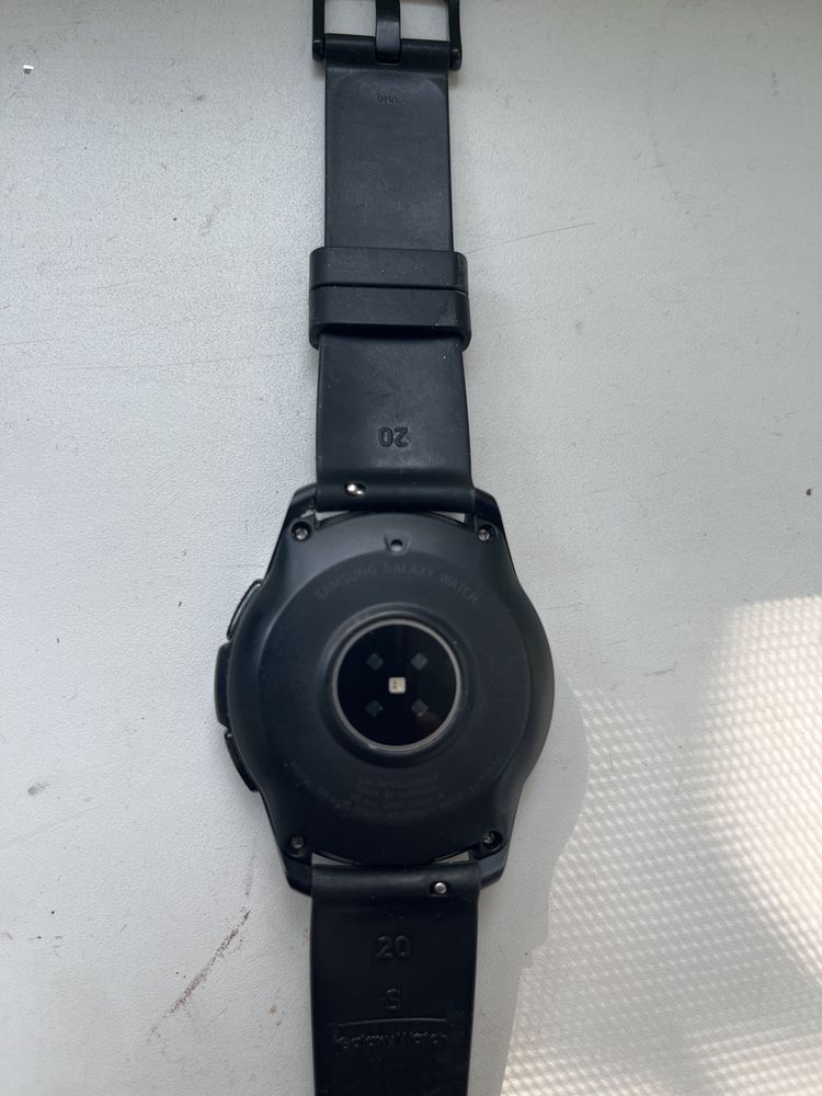 Samsung galaxy watch SM-R810