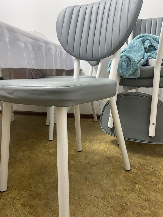 Продам стулья 6 шт