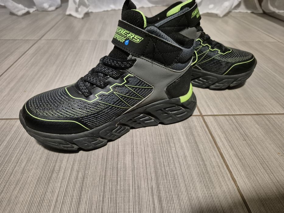 Ghete Skechers baieti