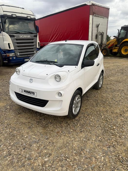 Aixiam miniauto ( masina 16 ani)