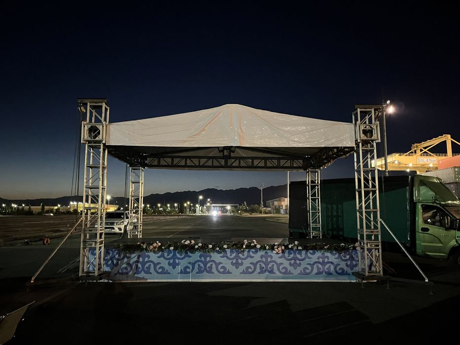 Аренда сцены и фермы, подиума,звук и свет оборудование,лэд экраны