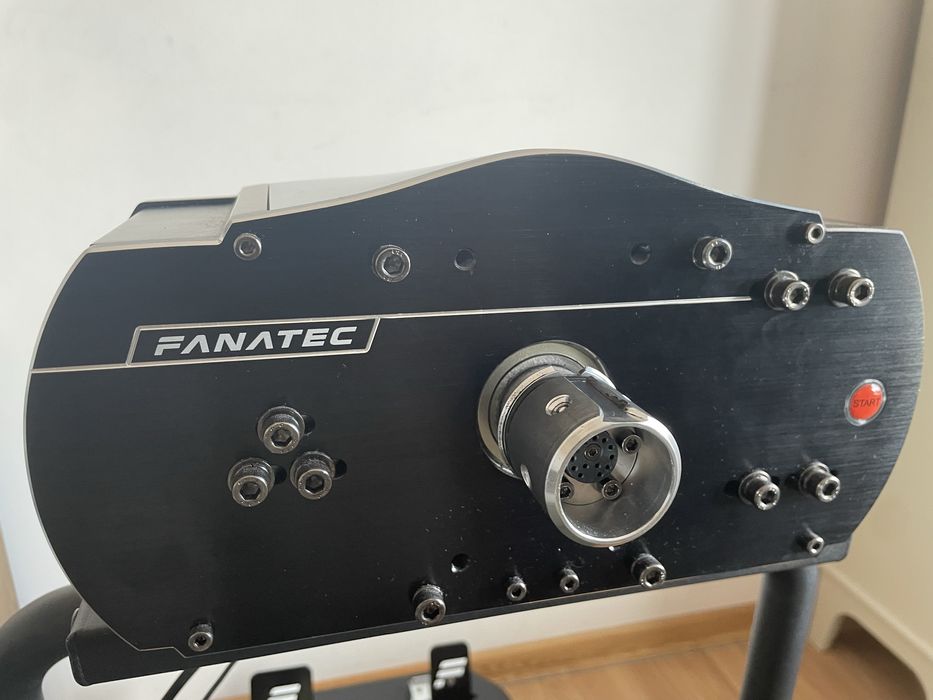 Simulator gaming fanatec