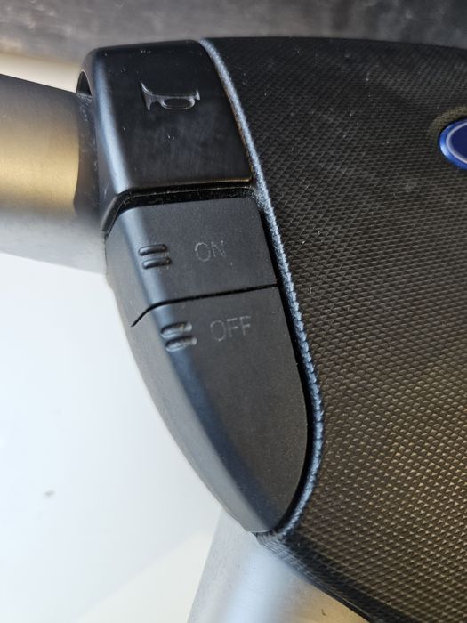 Volan piele + comenzi Ford Focus 2 / Ford Mondeo 3