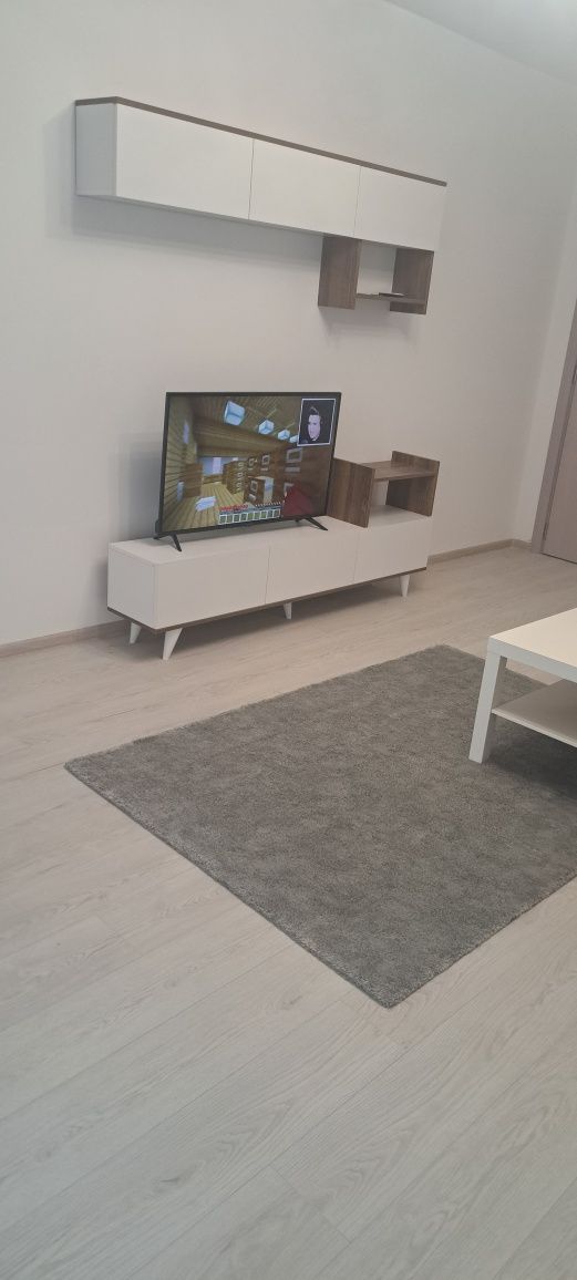 Închiriez garsoniera .Pallady complet mobilata utilata 12 min Teclu 8