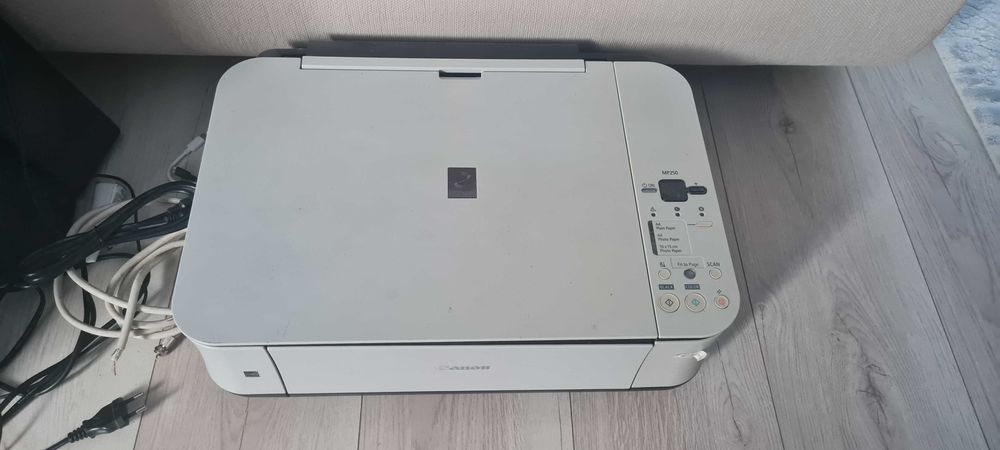 Vand imprimanta Canon