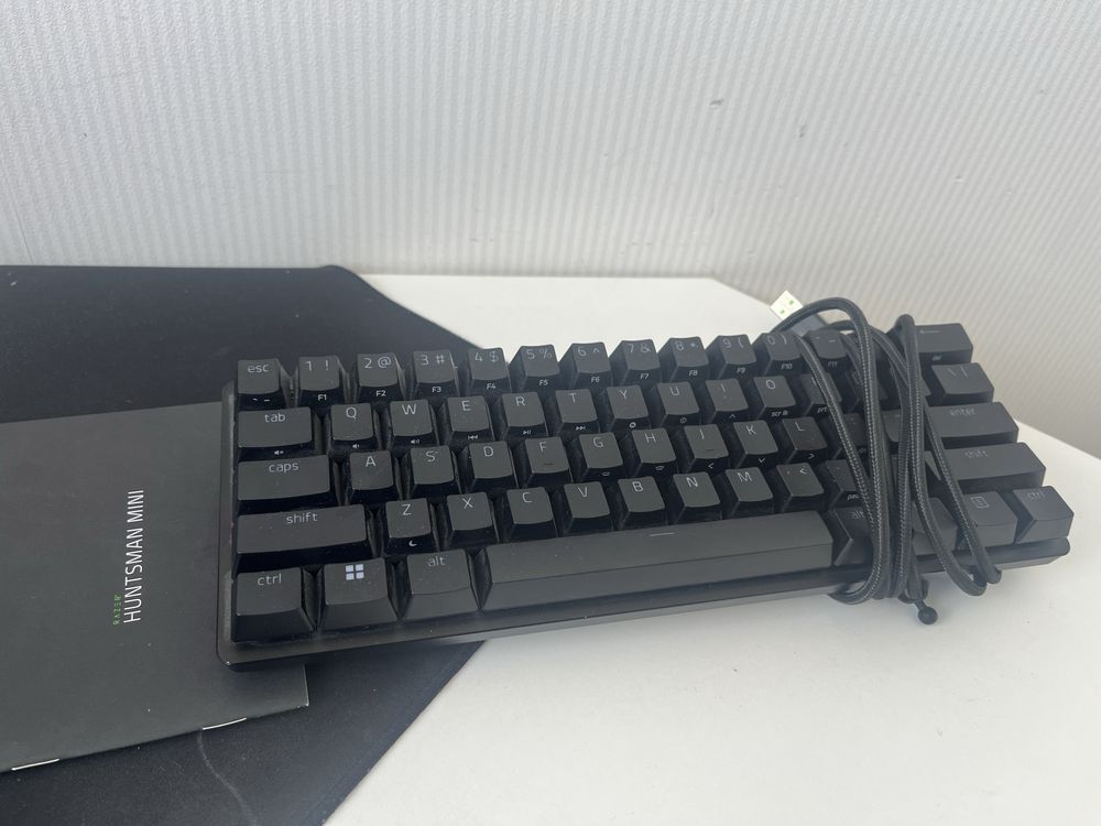 Razer Huntsman Mini- нова, без опаковка!