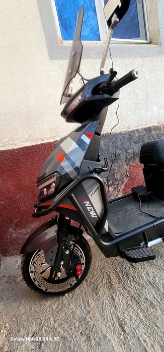 Skuter yangi Hali xech qancha yurmagan