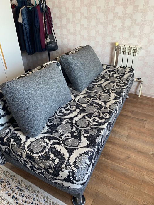 Продам срочно диван-кровать
