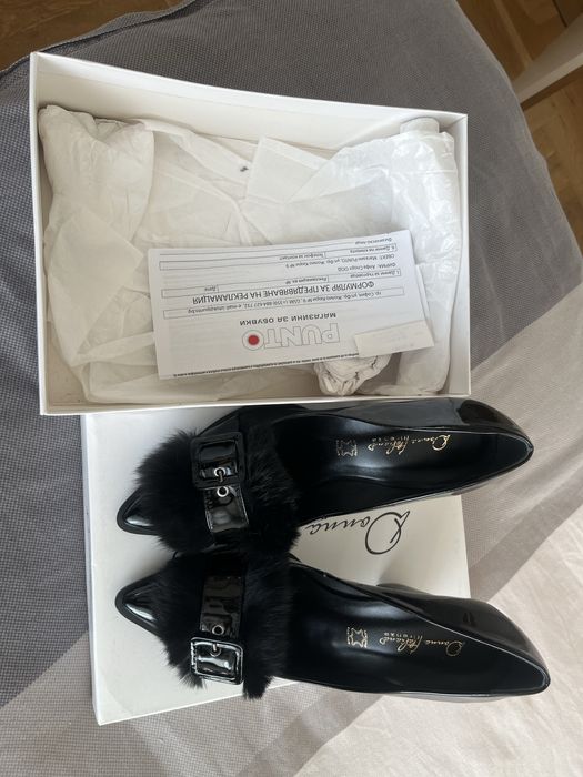 Обувки естествен лак с висок ток