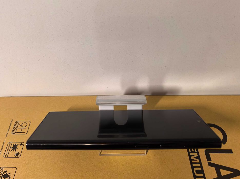 Samsung S23 Ultra 12 Gb Ram 512 Rom impecabil cu huse UAG