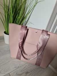 Розова чанта Caprisa