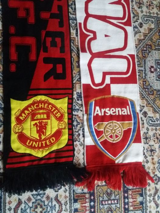 Шарфик ФК Арсенал и МанЮн