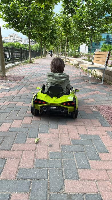 Lambo masina pt copii model nou