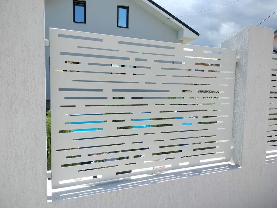 Porti si garduri,balustrada,poarta,gard tabla traforata CNC-modern