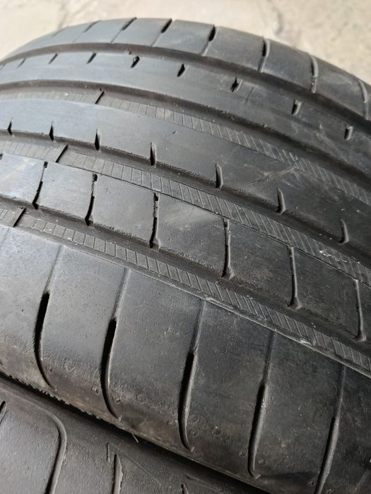 Летни гуми -19цола -255/35-1бр.-120лв."GOOD YEAR"