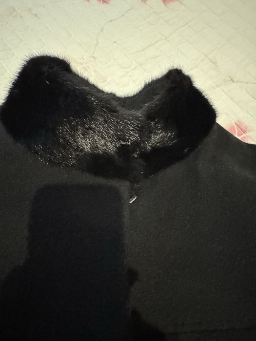 Продам демисезонное пальто!