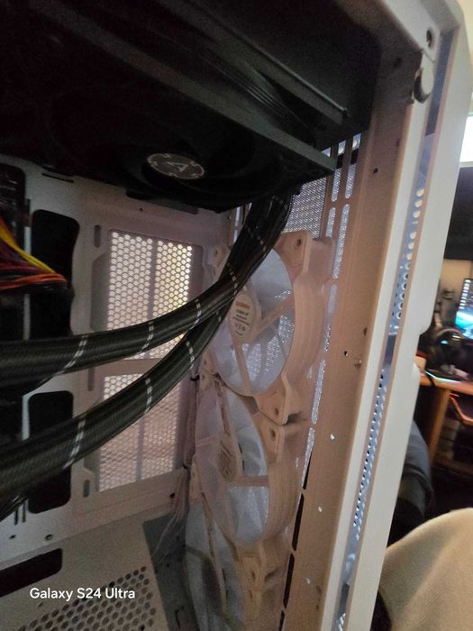 pc gaming 15 12400F/1660 SUPER