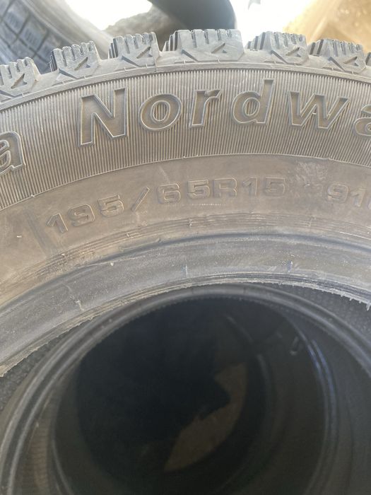 Продам зимние резины 6 шт