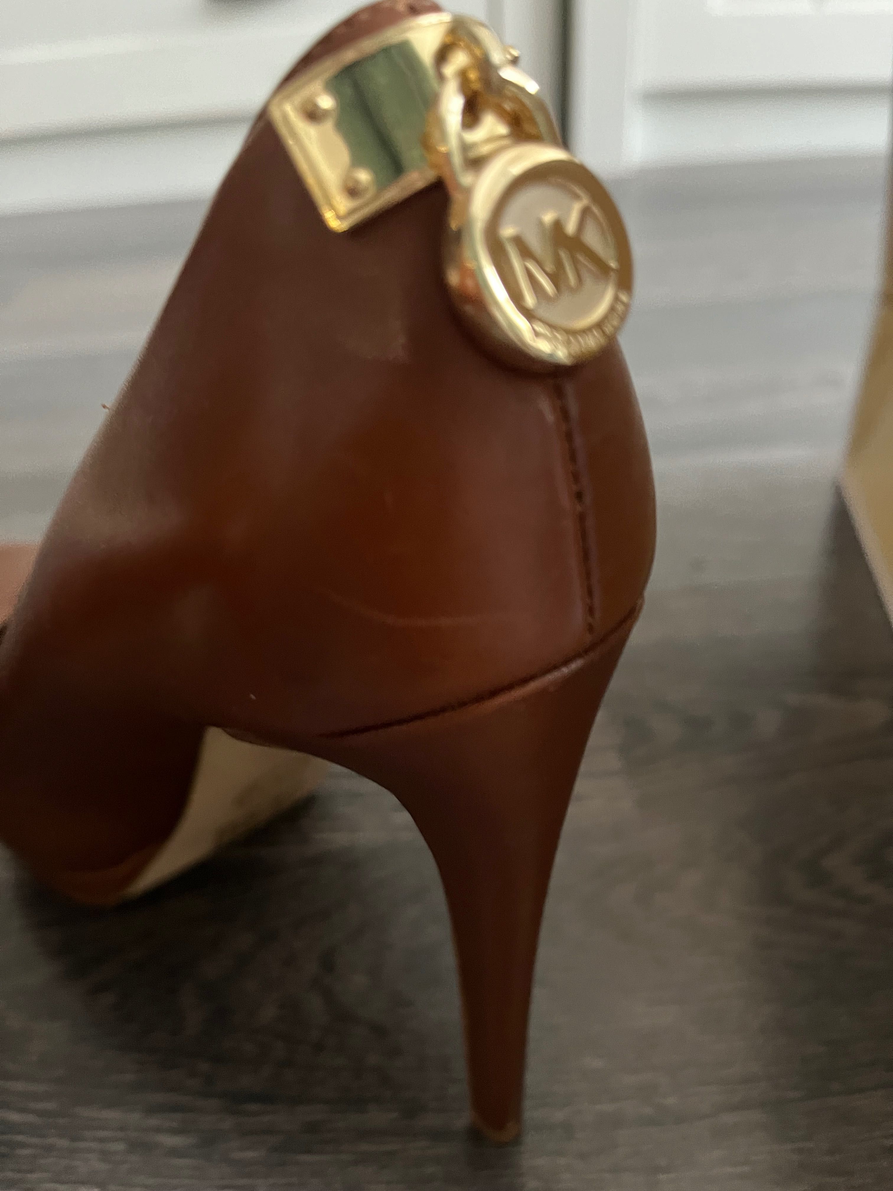 Michael Kors Обувки Висок Ток 37-ми номер