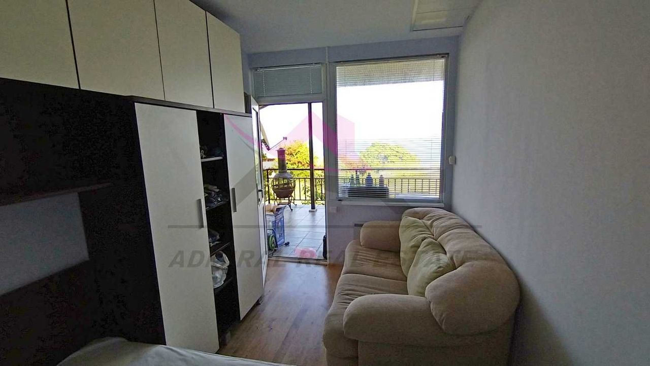 Дава се под наем Къща в к.к. Златни пясъци - 70 кв.м за 700 € - Снимка #5