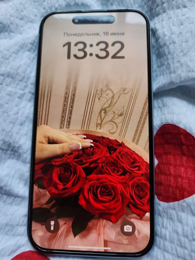 Продам айфон 15