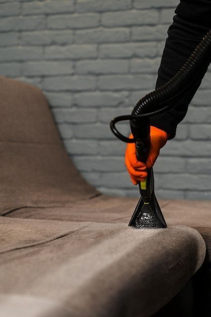 Чистка мягкой мебели