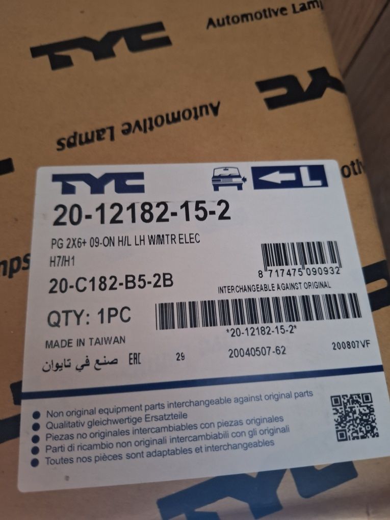 Фар за пежо 206+ чисто нов