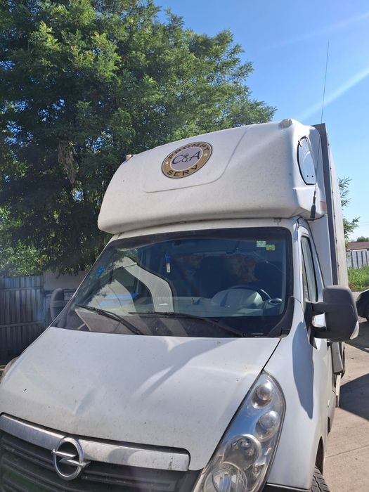 Vand sau schimb autoutilitare