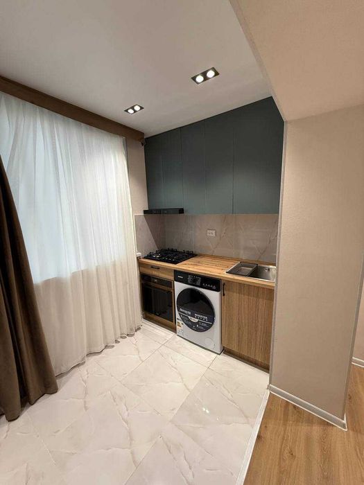 Бобура 2в3/3/5 кирпич, ор-р:NEXT COMPLEX СРОЧНО !!