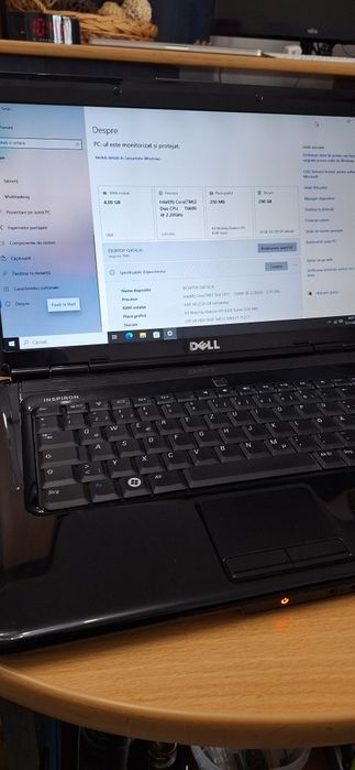 Dell 1545 Intel cu placa video dedicata