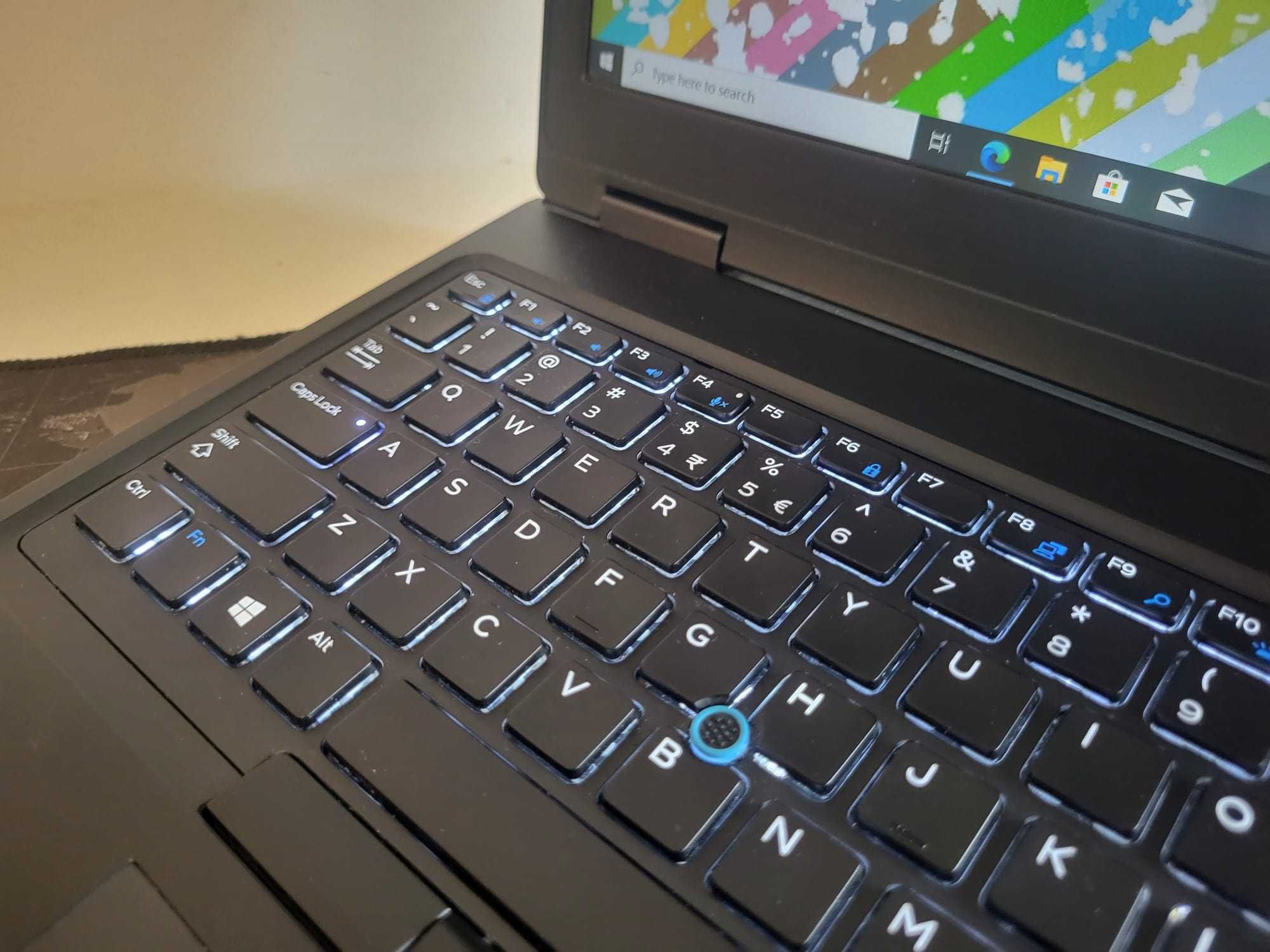 Business Dell Latitude 5590 i7-8650u 16GB RAM 15.6" FullHD IPS