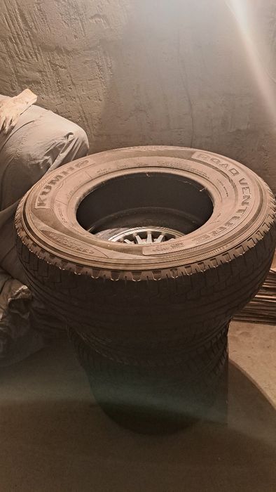 Шины 255/70 R16.