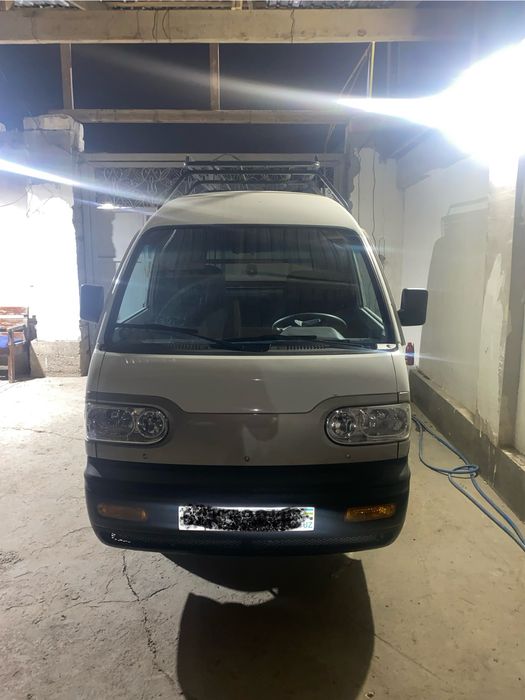 Продается ван дамас