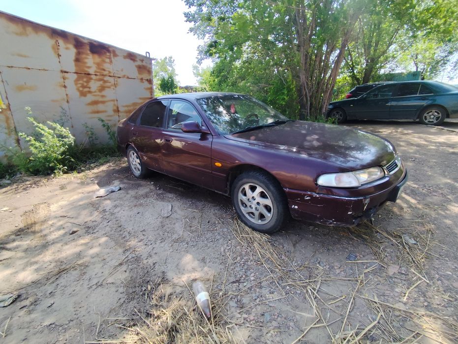 Mazda Cronos 626