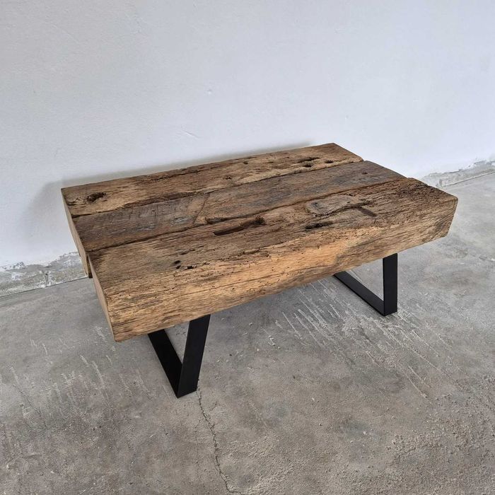 Маса за кафе от старо дърво