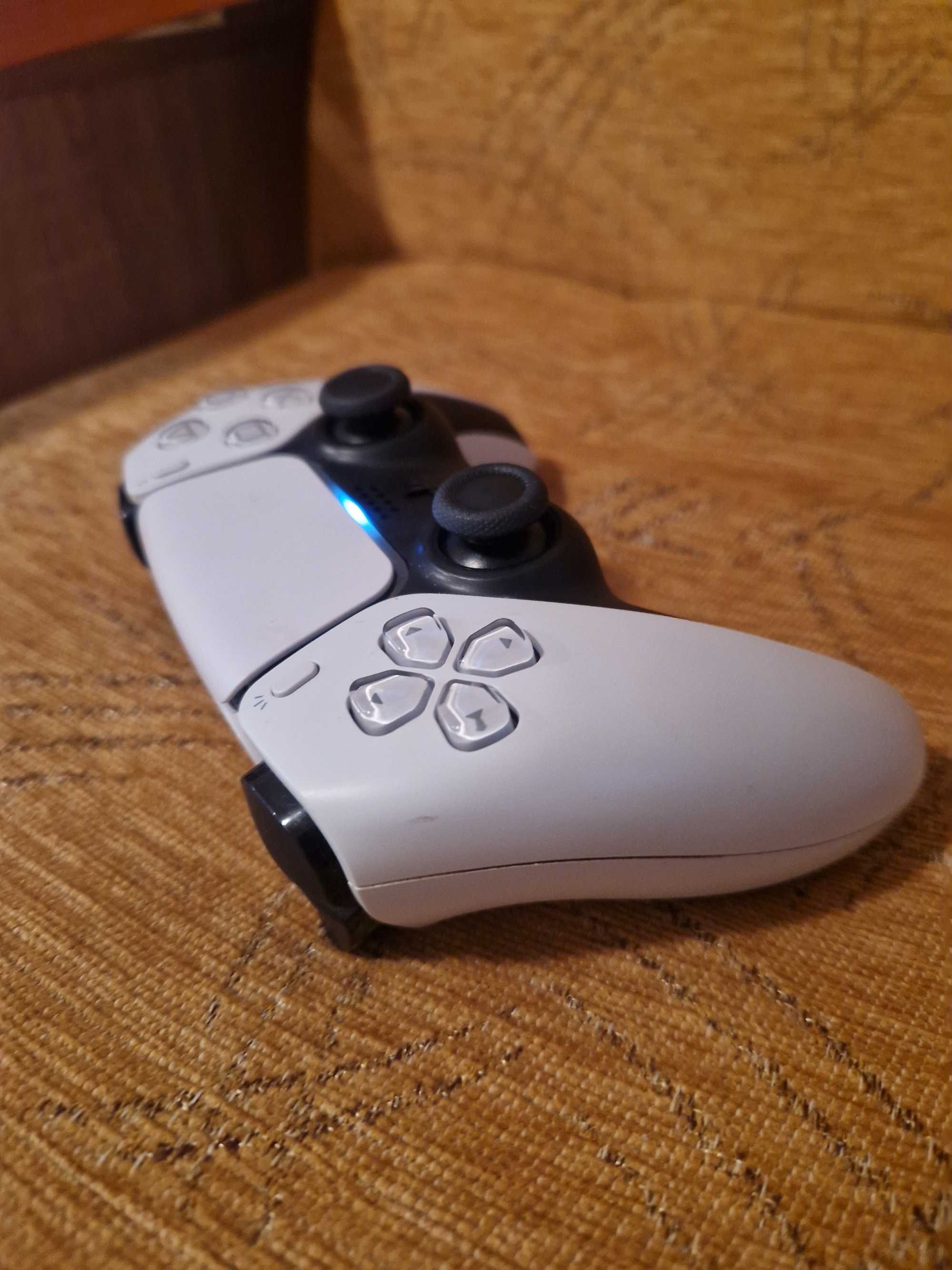 PlayStation 5 1TB Pad