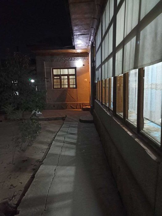 Дом 5 комнат 3 сотки ул. Гиждуван, Яшнабадский р-н