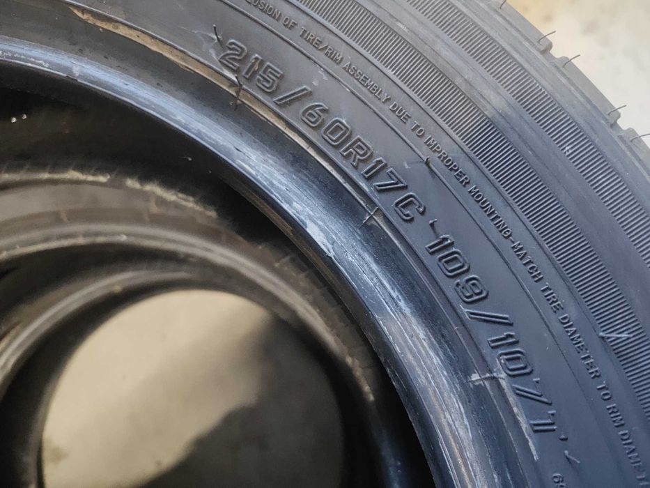 4бр.летни гуми 215/60/17C Falken