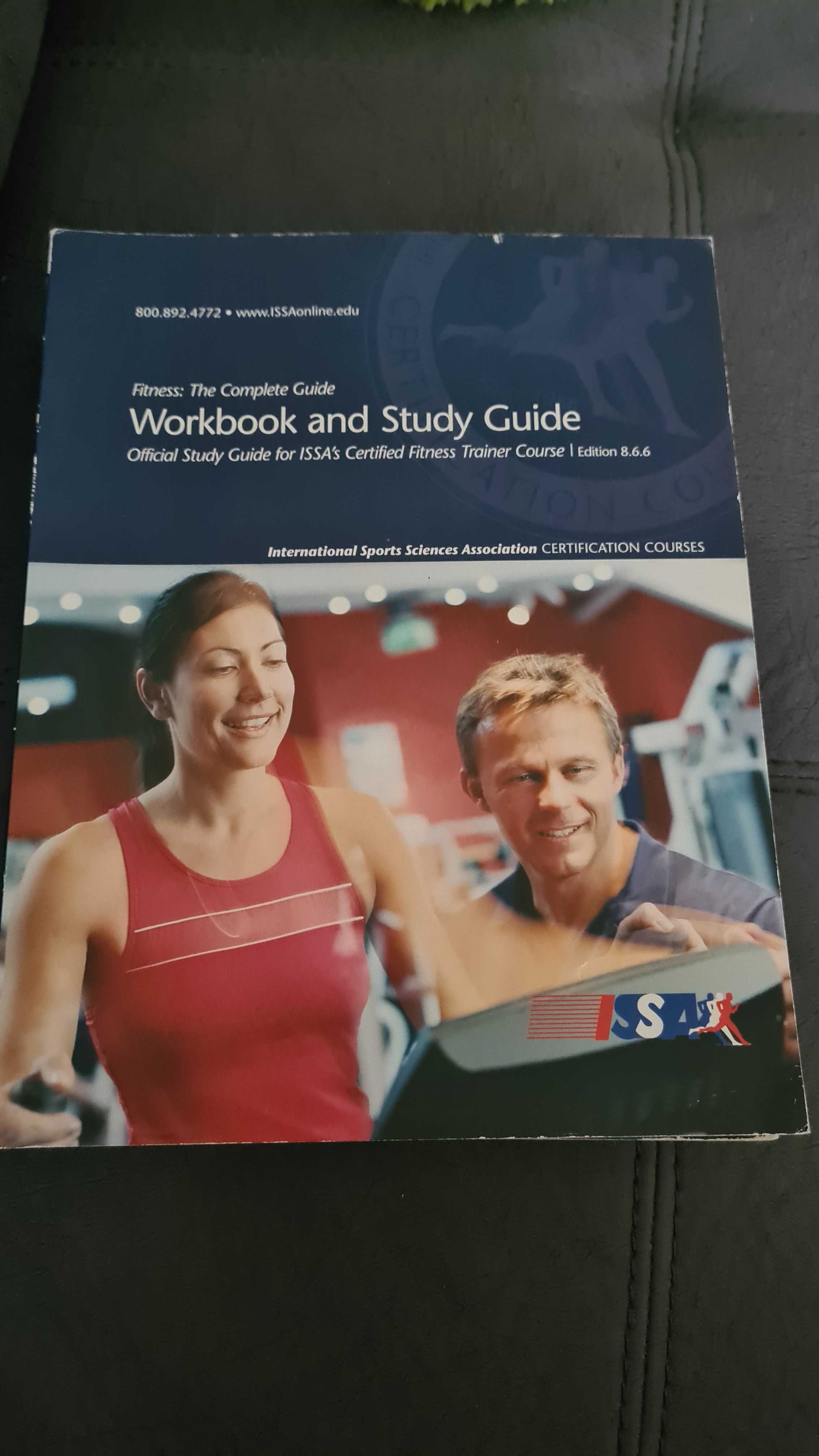 Фитнес учебник, книга. Fitness Guide books ISSA's