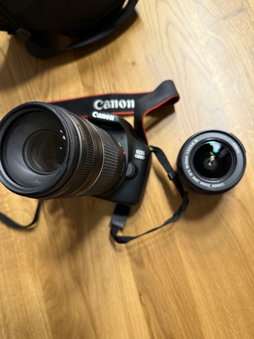 Aparat foto DSLR Canon EOS 1300D BK,18.0 MP