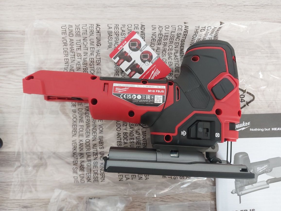 Fierastrau pendular milwaukee m18 FBJS, nou, turatie variabila