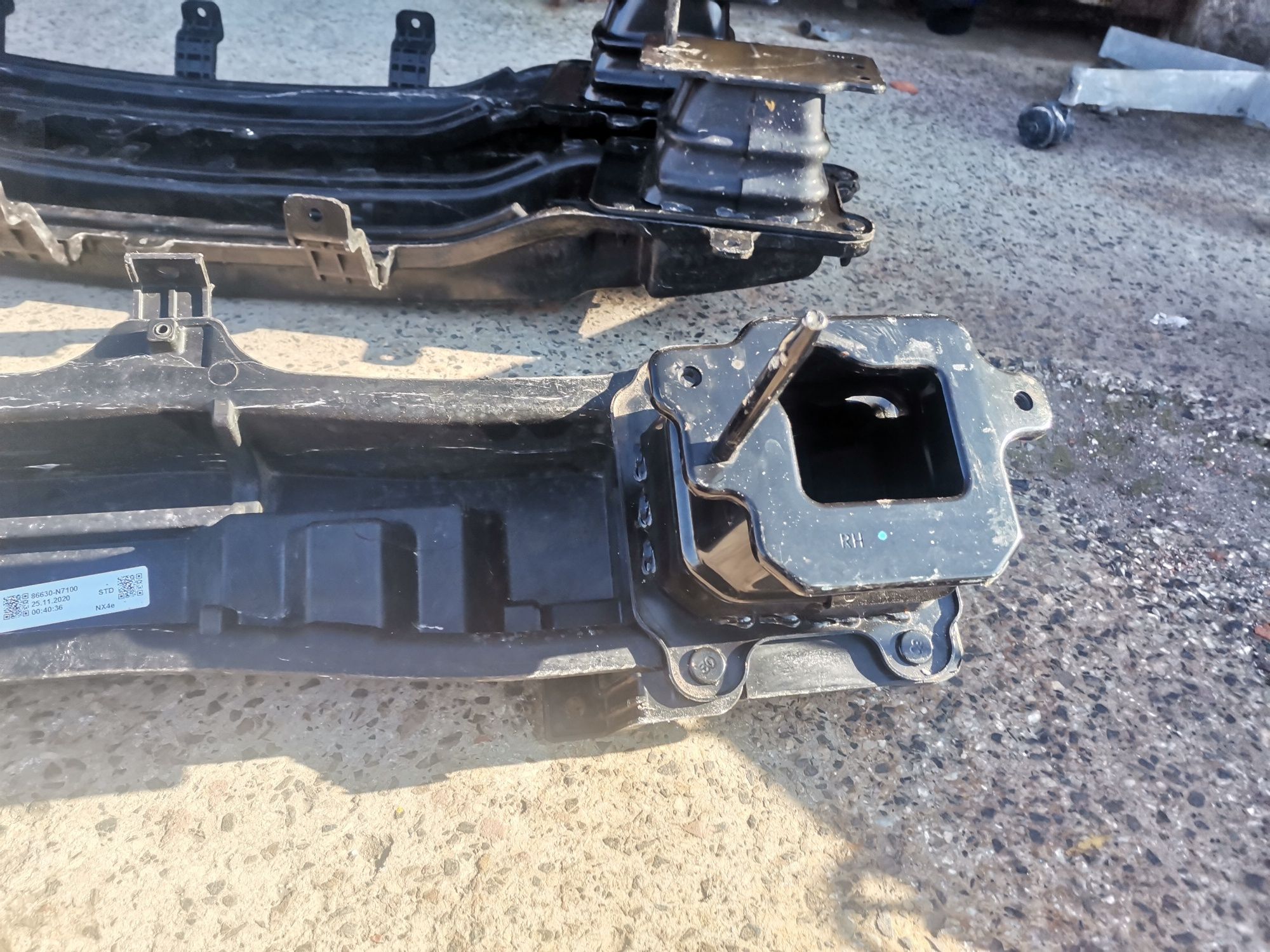оргинална Задна основа или абсорбер за Хюндай туксон hyundai tuscon 4