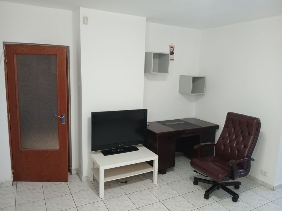 B-dul Brasov stradal , apropiere Metrou, vav. Piata Moghioros 

Propri