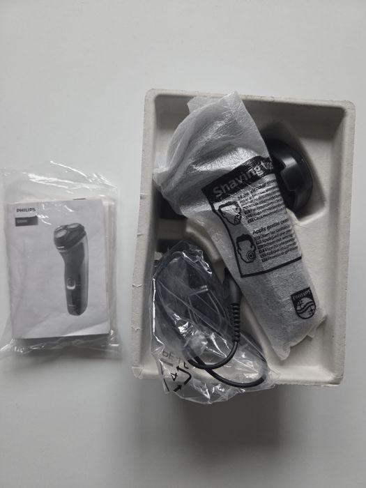 Самобръсначка  Philips Shaver 1000