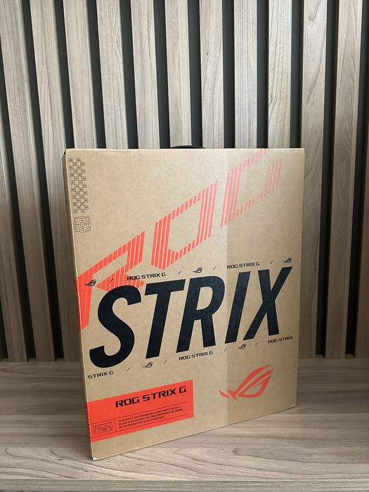 Asus Rog Strix G16 Чисто нов