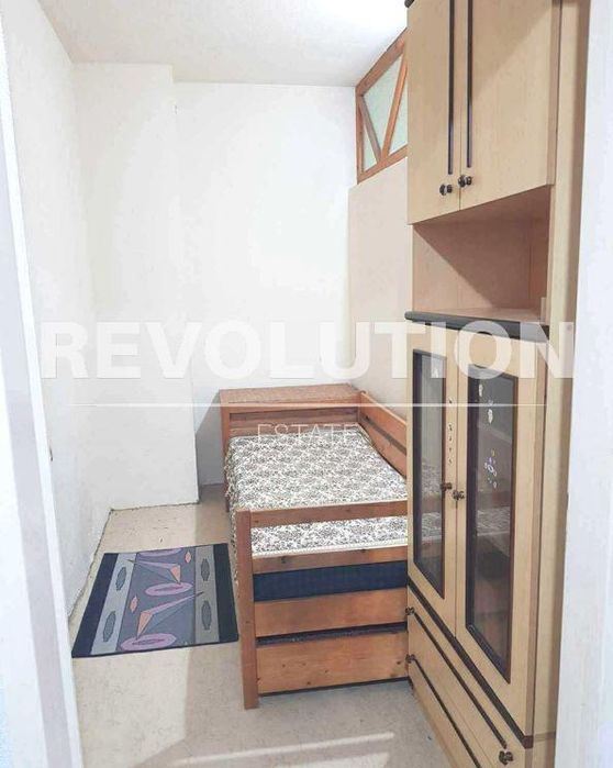 Дава се под наем Двустаен апартамент в Варна, Възраждане 1 - 50 кв.м за 250 € - Снимка #4