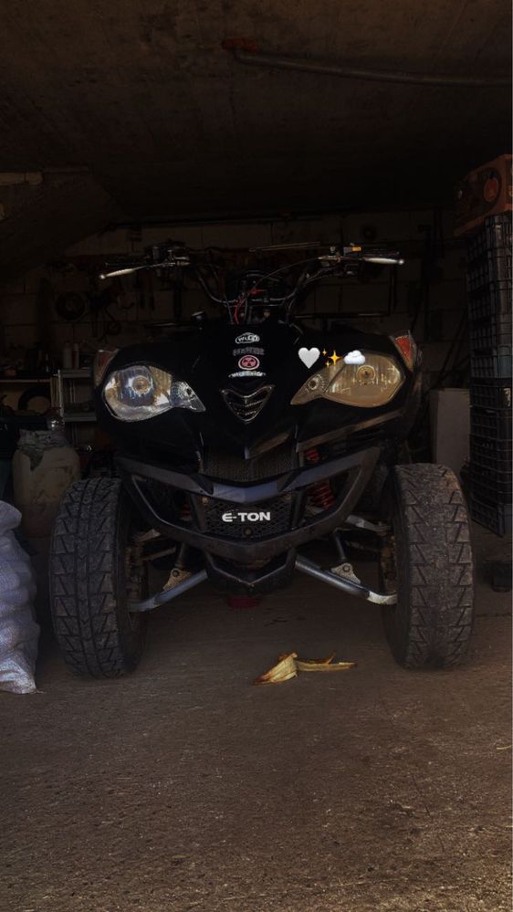 Vand atv e ton verctor 250 sau schimb