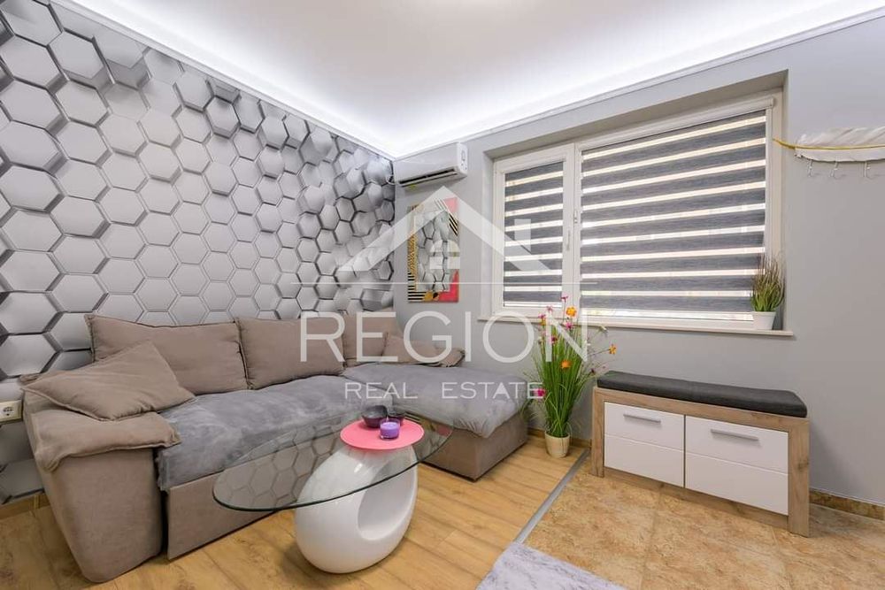 Дава се под наем Едностаен апартамент в Варна, Цветен квартал - 38 кв.м за 306 € - Снимка #3