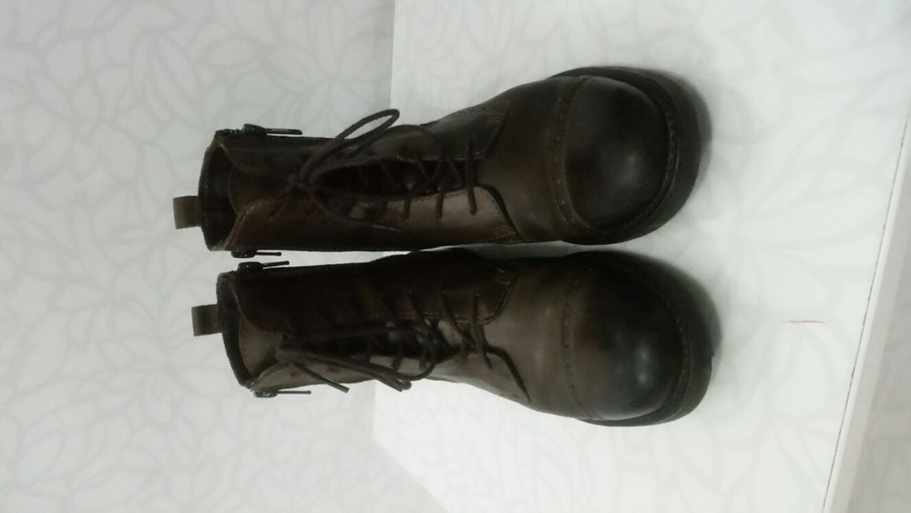 Botine ghete bocanci noi piele naturala.maro inchis 37 superbi