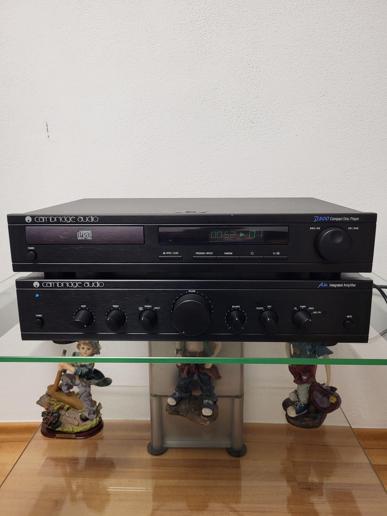 Amplificator Cambridge A3i Cd player D300